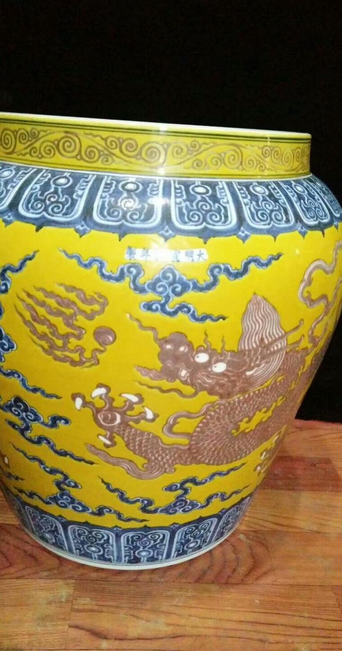 黄釉龙纹缸一对_地摊交易_华夏收藏网