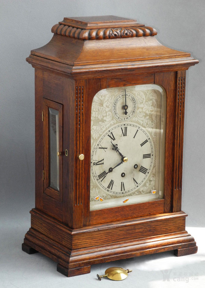 有一百多年历史纯实木橡木高档五音钟表,这