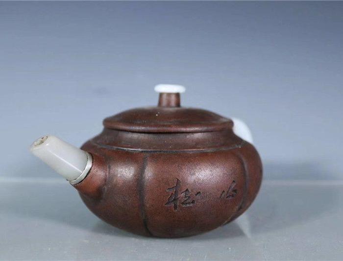 紫砂名家 杨彭年 精品镶玉紫砂壶