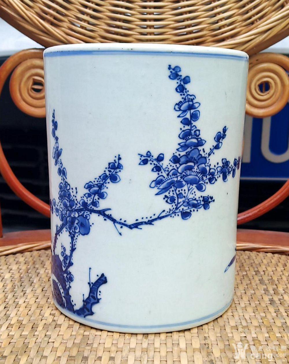 康熙翠毛蓝青花花鸟喜鹊登梅大笔筒