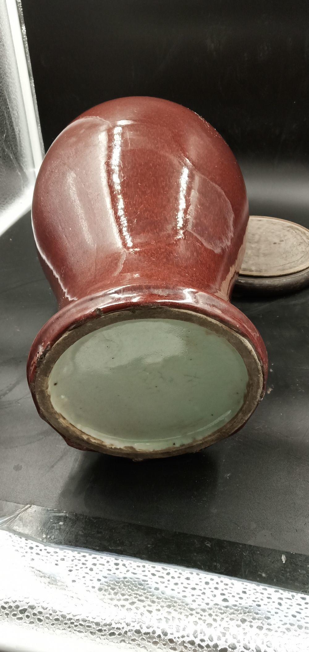 乾隆钧红釉大瓶