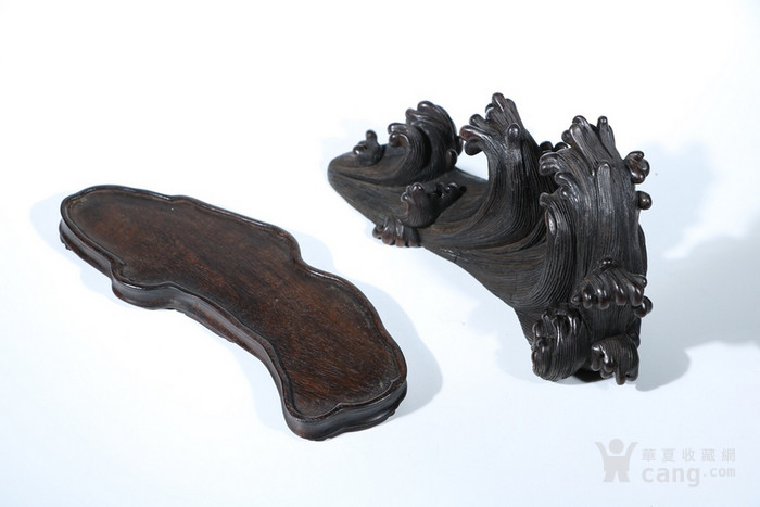 回流 紫檀木雕海水波浪纹笔架