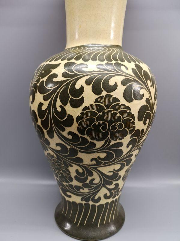 磁州窑花卉花觚