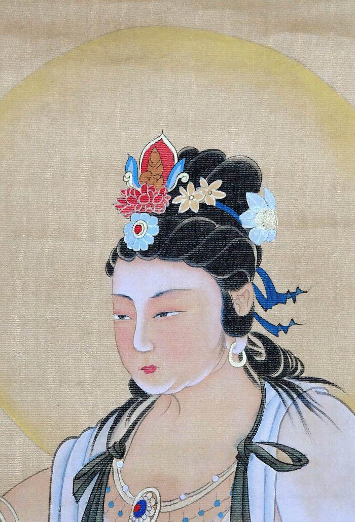 张大千绘 沈尹默题跋《老绢本工笔佛像画 观音菩萨坐像》