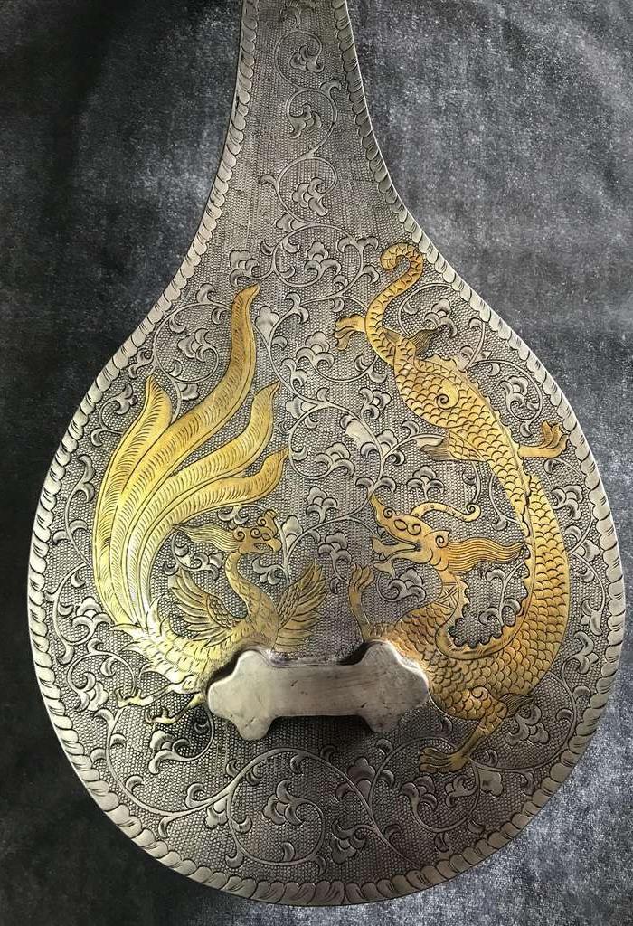 龙纹马头琵琶