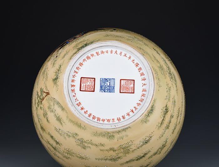 清乾隆唐英督造郎世宁绘珐琅彩秋猎图天球瓶_地摊交易_华夏收藏网