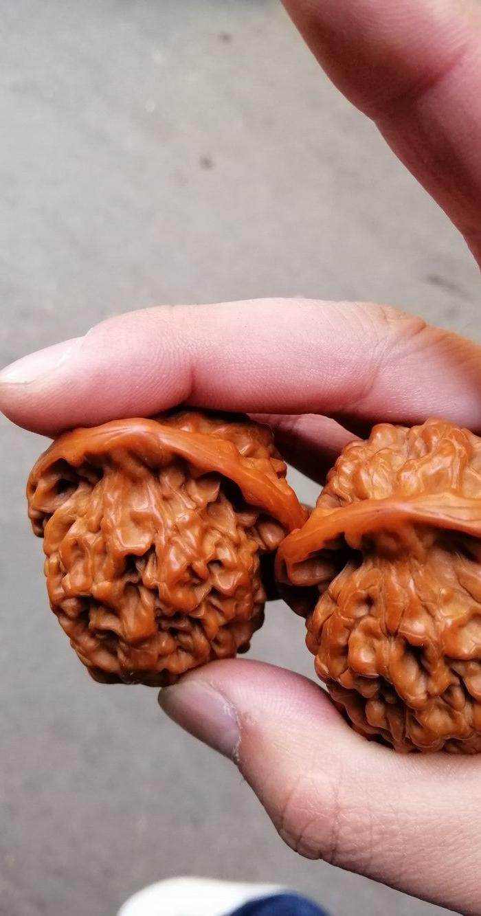 管帽文玩核桃