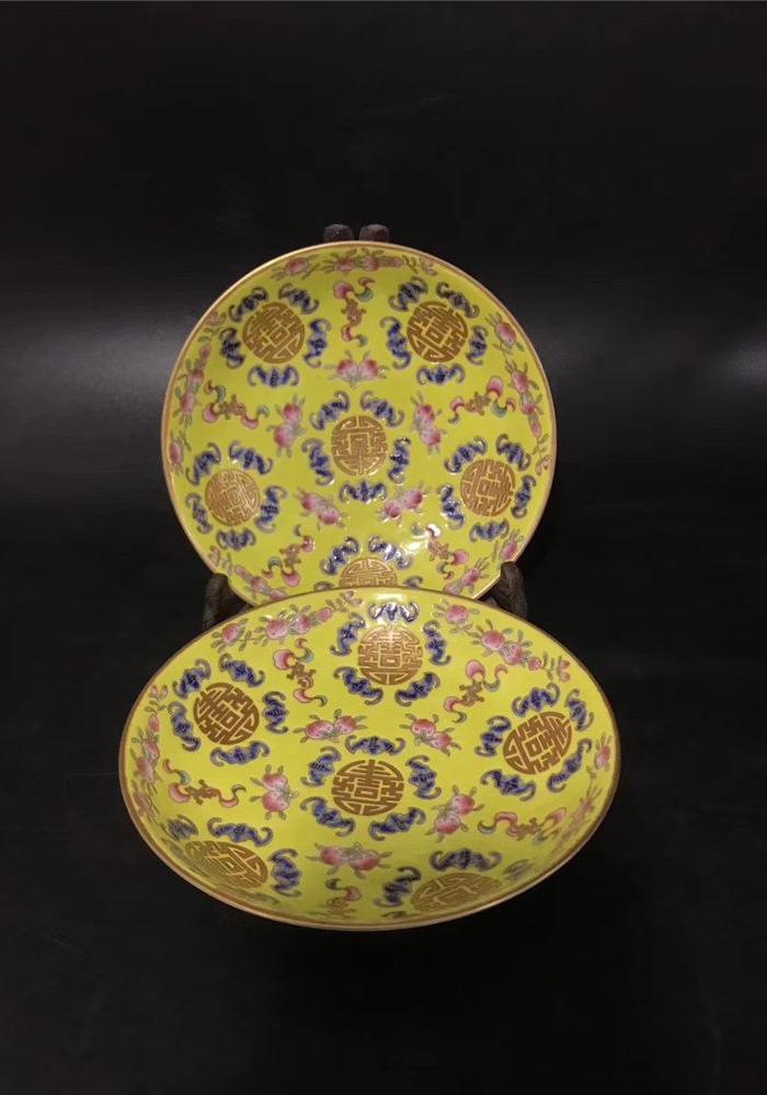 粉彩喜纹盘一对_地摊交易_华夏收藏网