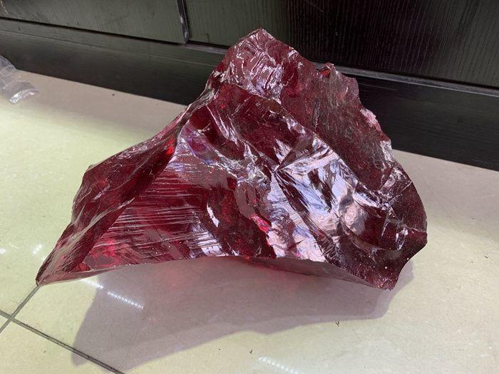红宝石原石