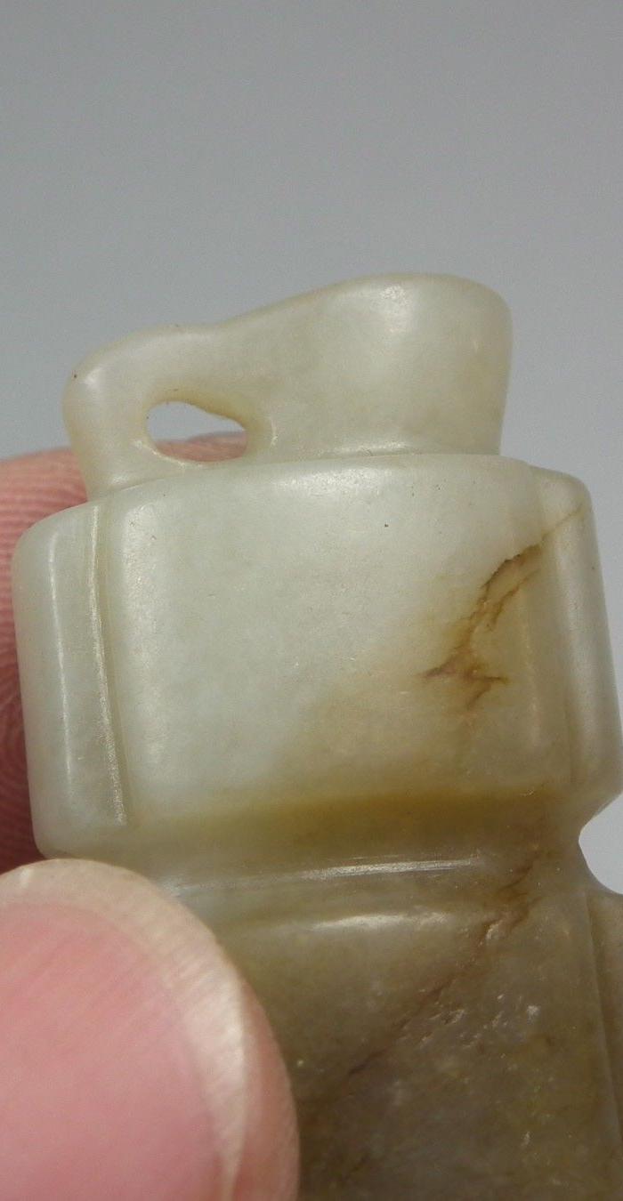 老和田玉青玉带糖色圆雕司南大玉坠