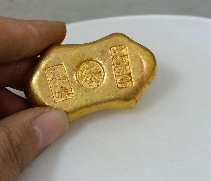 乡下收的清代道光五年老金块