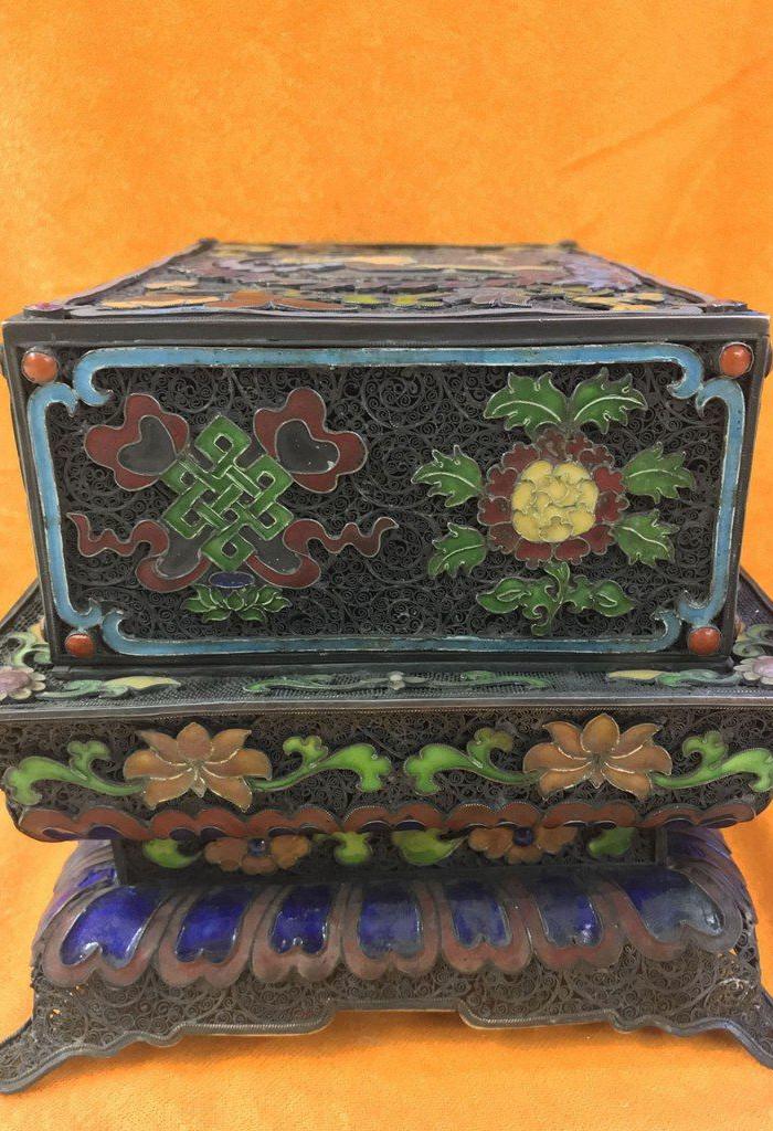 掐丝佛像佛经盒