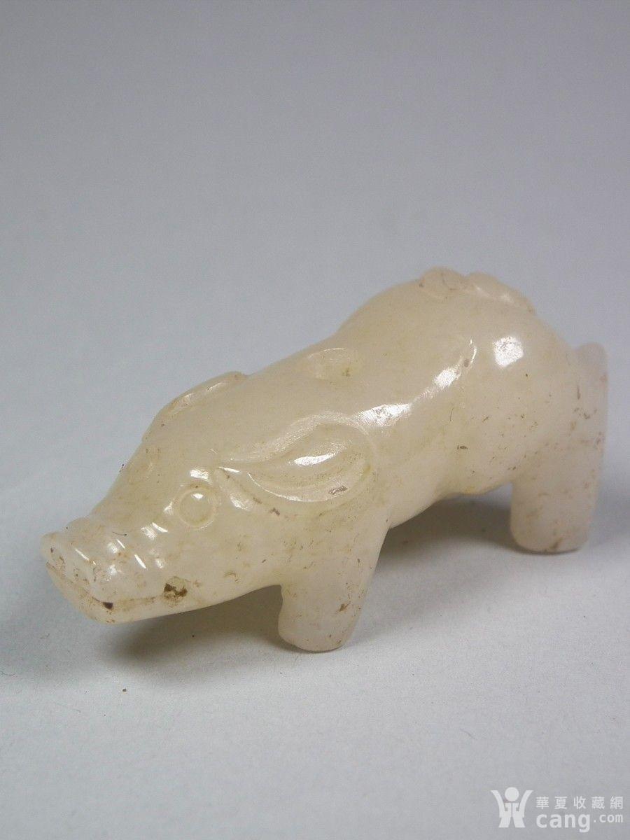 老和田白玉带沁色通天孔圆雕年猪小坠佩