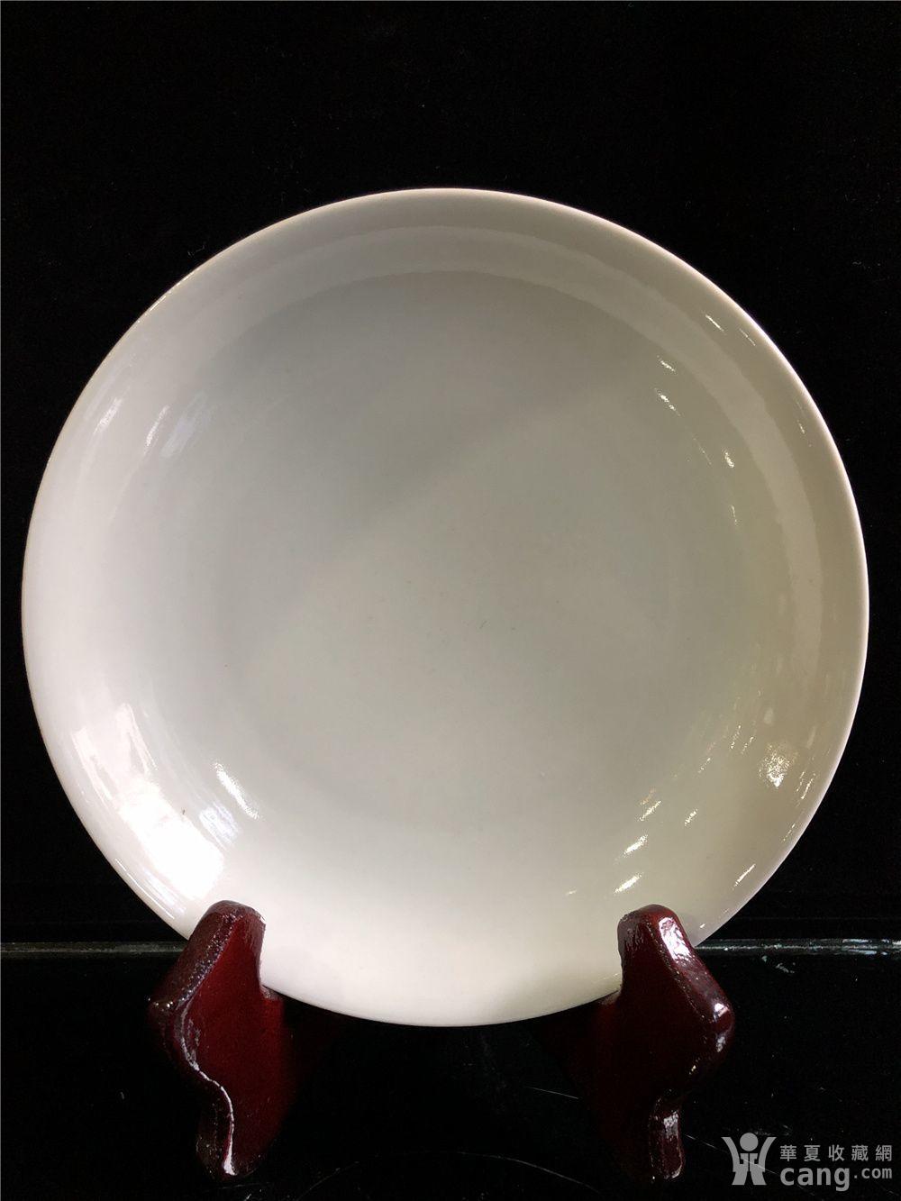 瓷器 明清 乾隆款甜白釉盘子