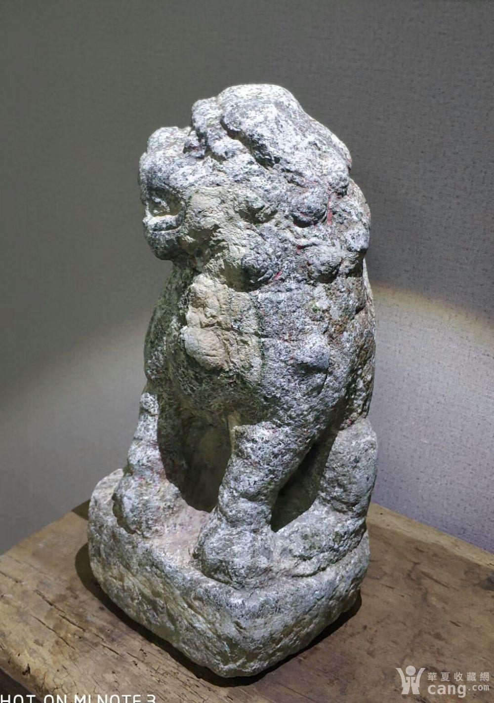 明代青石石狮子