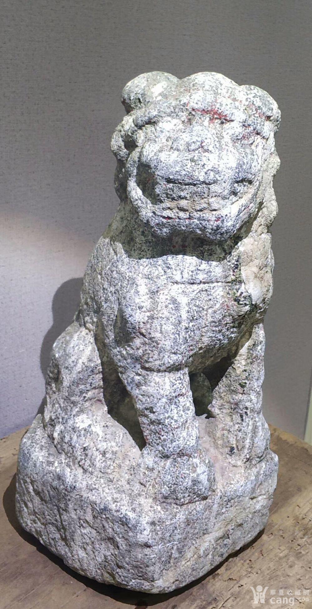 明代青石石狮子