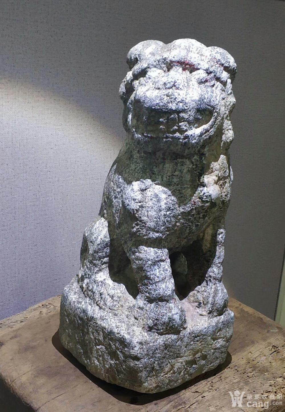 明代青石石狮子