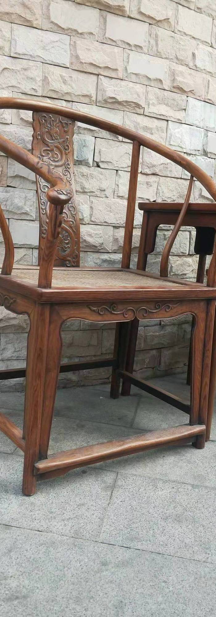 老的海南黄花梨雕龙圈椅