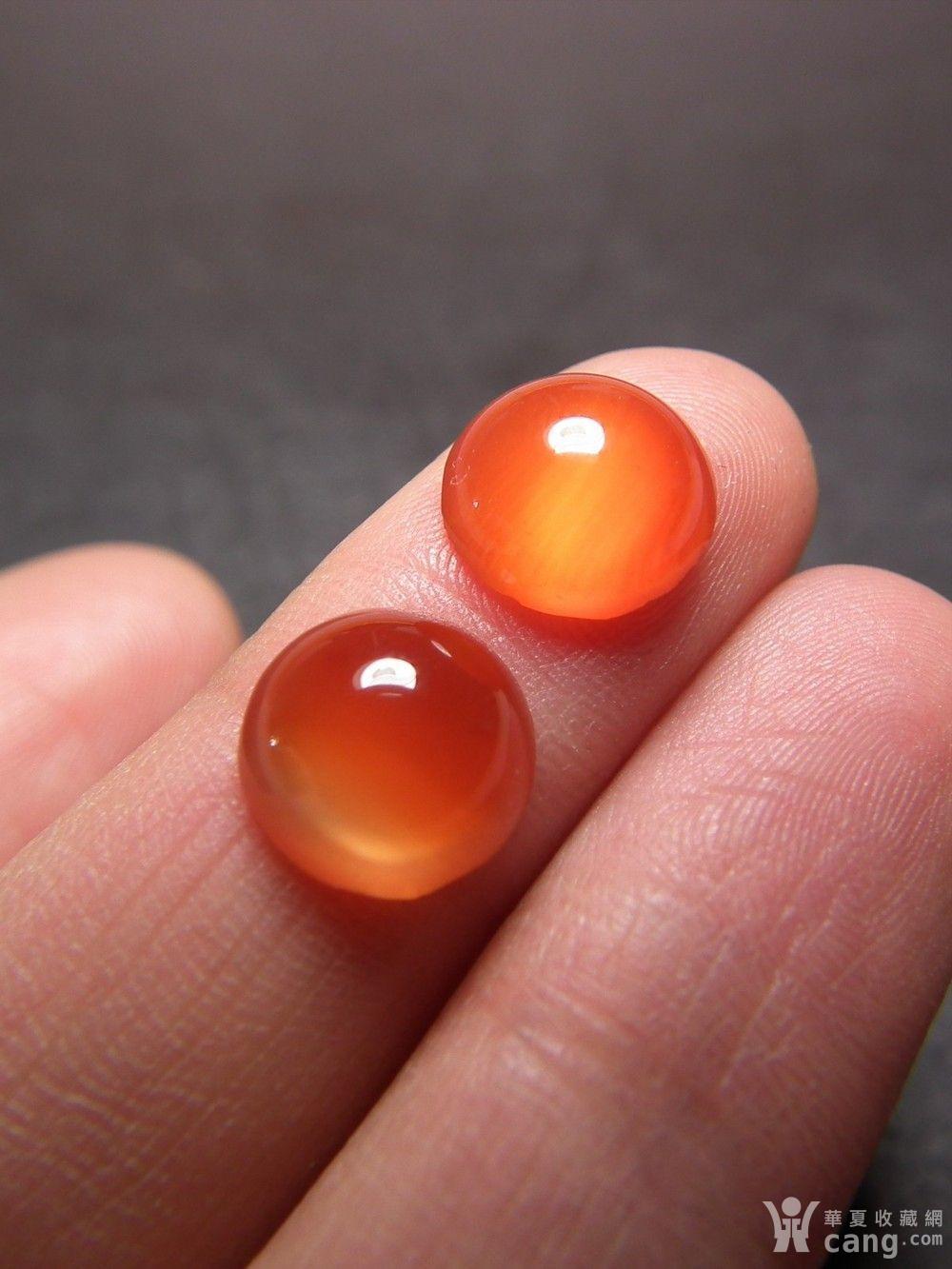 a12国营商店出的 几十年的老柿子红玛瑙凸起圆形镶嵌件两枚