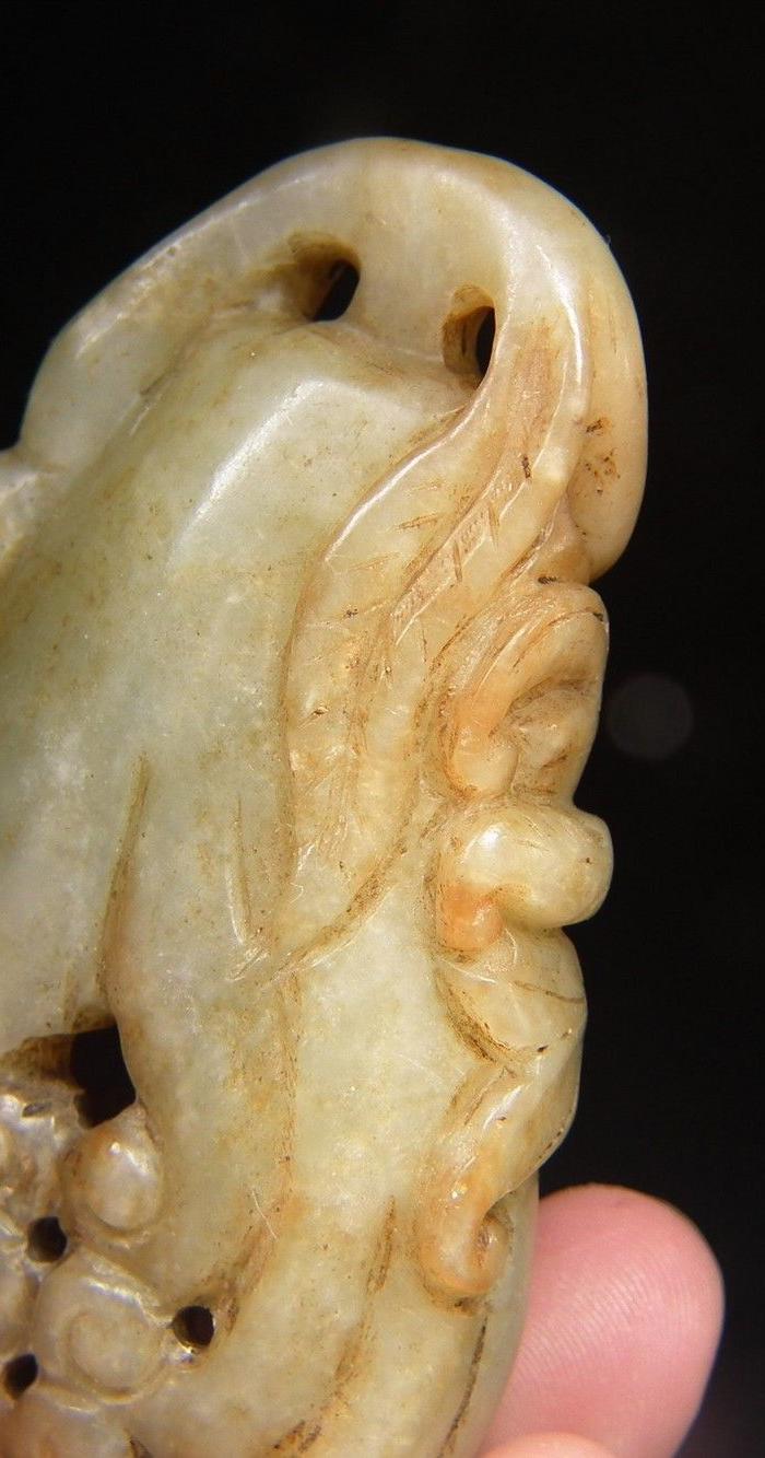 a12 和田玉老提油仿古做旧带沁带孔圆雕佛手大把件