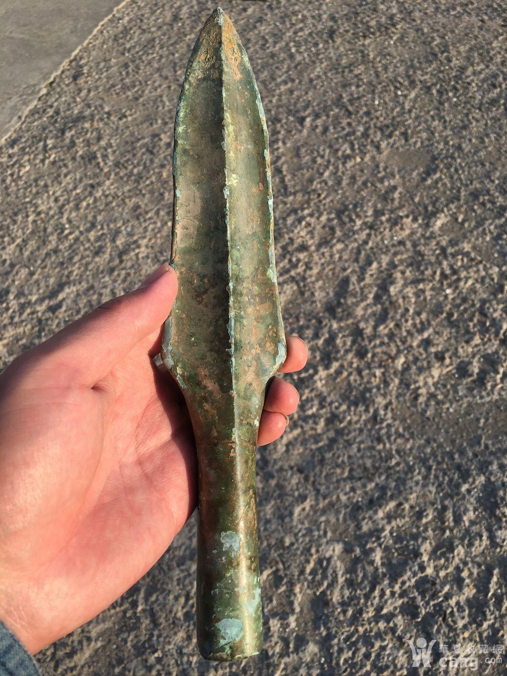 带铭文的铜枪头