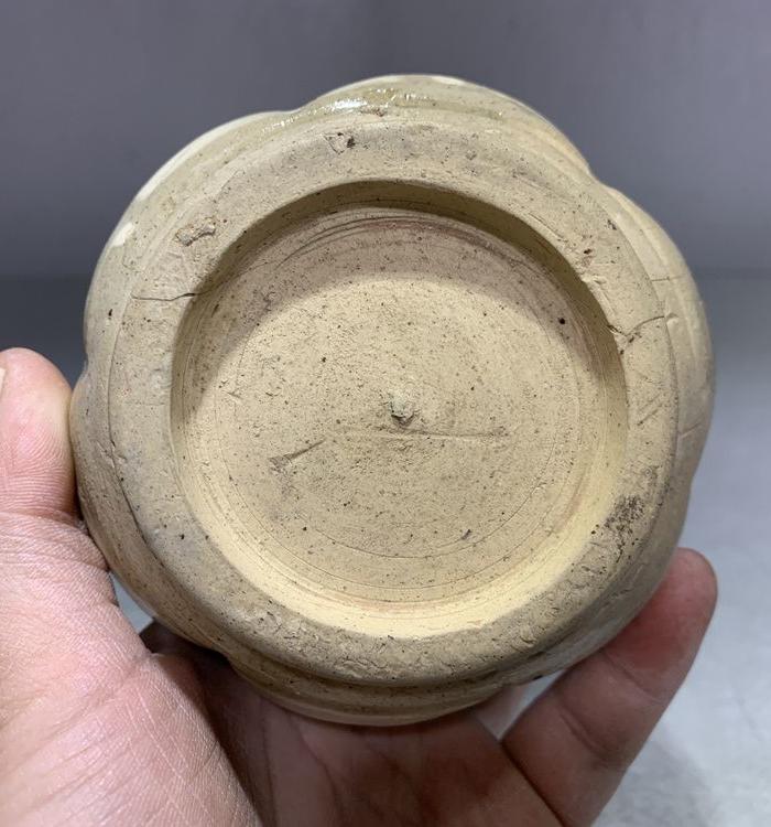 北宋磁州窑白底黑花玉壶春瓶