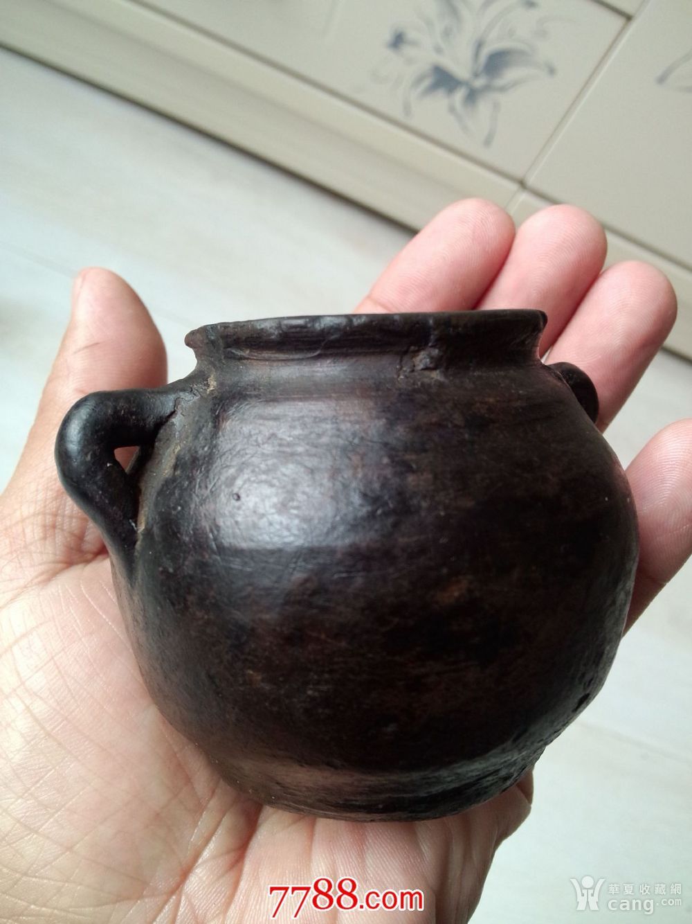 辽代黑陶双耳小罐