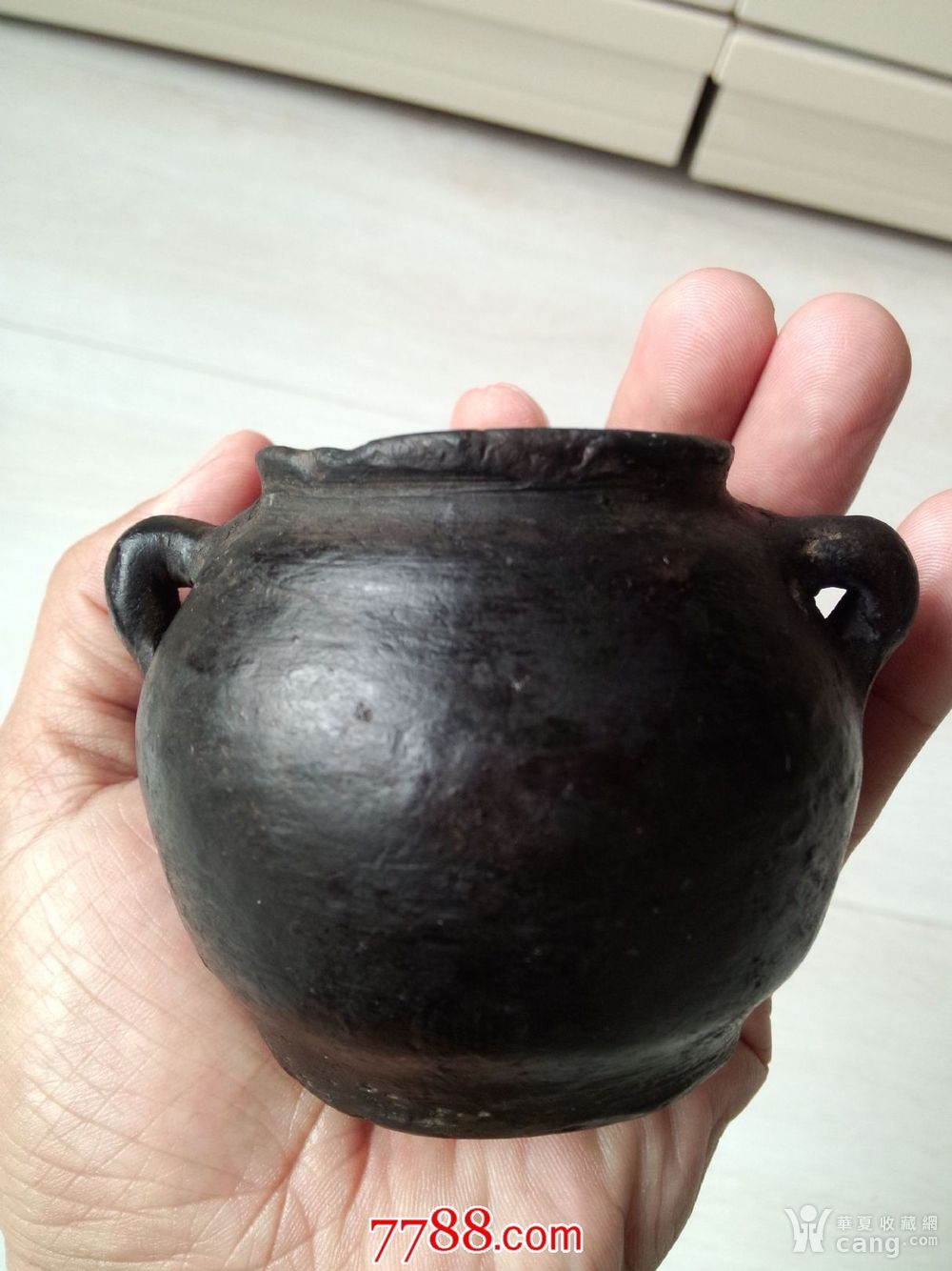 辽代黑陶双耳小罐