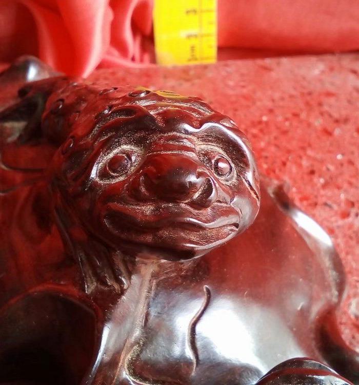 酸枝木红木,纯手工雕刻花鸟动物之招财金蟾两只在荷叶,和气生财