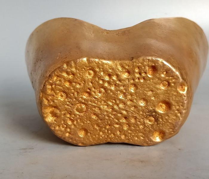 乡下收的宋徽宗五十两金元宝